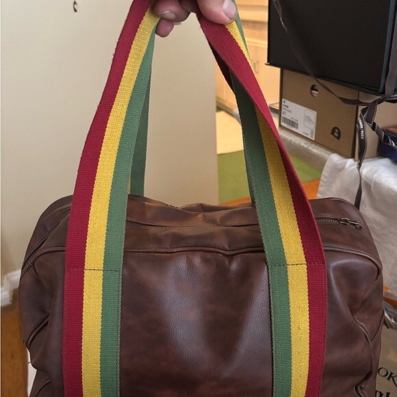 Vintage Retro Classic Brown Leather Billabong Weekend Bag with Multicolor Straps